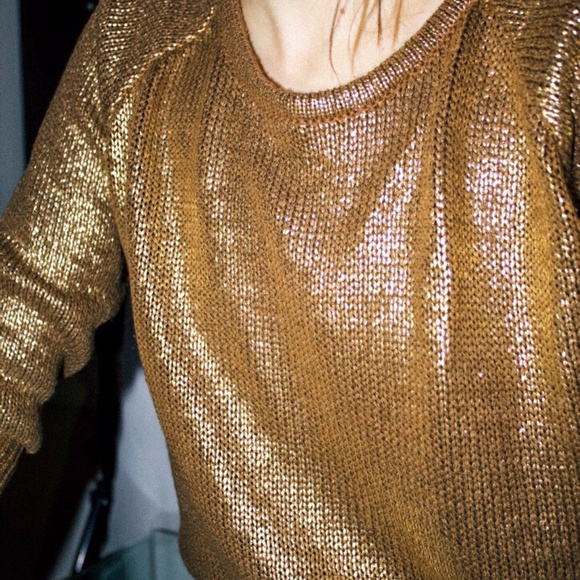 *SOLD* Gold Knit Sweater - Picture 6 of 8